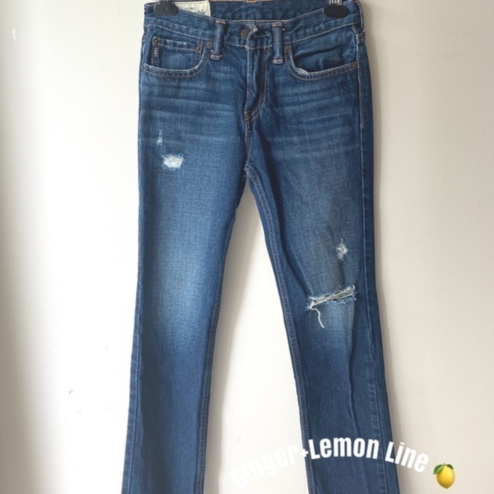 Elie Tahari Nicola Jean Classic High Waist Straight Leg Distressed Jeans Size 4